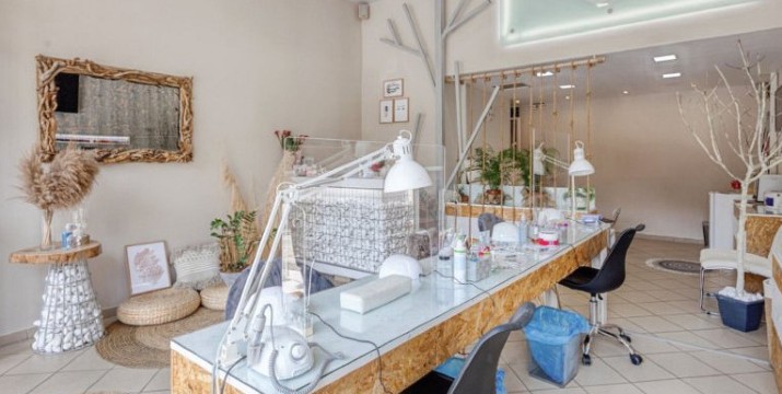 Aπό 11,90€ Ημιμόνιμο Μανικιούρ & Πεντικιούρ, στο BEAUTIES & the Beast στη Νέα Ιωνία.