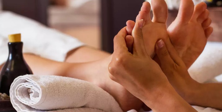 Aπό 24€ για Επιλογή  Full Body Μασάζ Σώματος από Relax-Deep Tissue-Thai Oil-Lomi Lomi-Olive Soap Special, στο Galaxy Massage στο Παλαιό Φάληρο.