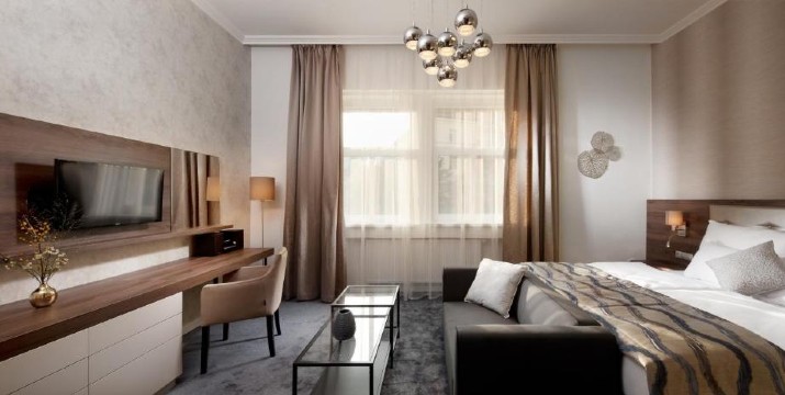 Λήγει σε 48 ώρες!!! 280€ / άτομο για 4 ήμερο στην Μπρατισλάβα  με Αεροπορικά, Φόρους και 3 Διανυκτερεύσεις με Πρωινό, στο κεντρικό 4* Mamaison Residence Sulekova Bratislava , από το ταξιδιωτικό γραφείο Like 2 Travel.