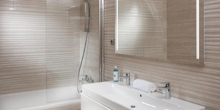 Λήγει σε 48 ώρες!!! 280€ / άτομο για 4 ήμερο στην Μπρατισλάβα  με Αεροπορικά, Φόρους και 3 Διανυκτερεύσεις με Πρωινό, στο κεντρικό 4* Mamaison Residence Sulekova Bratislava , από το ταξιδιωτικό γραφείο Like 2 Travel.
