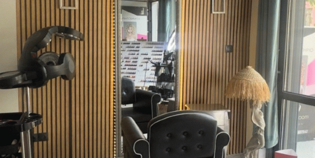  Από 19€ για Κούρεμα, Χτένισμα, Βαφή (ρίζα ή όλο το κεφάλι), στο 