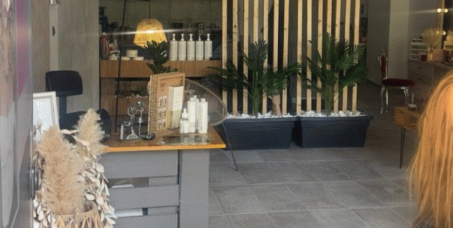  Από 19€ για Κούρεμα, Χτένισμα, Βαφή (ρίζα ή όλο το κεφάλι), στο 